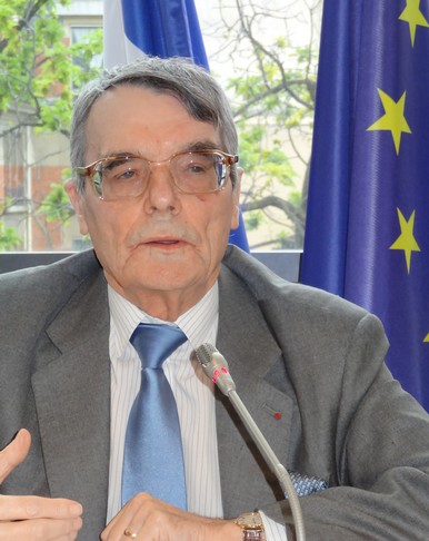 Démocratie parlementaire et islamisme au Maghreb