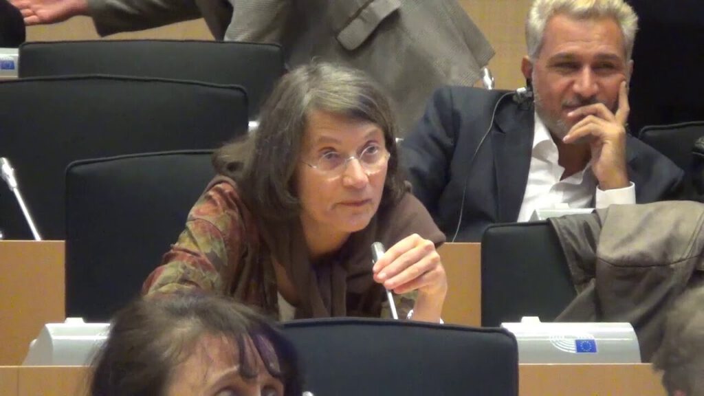 Troisième débat avec la salle