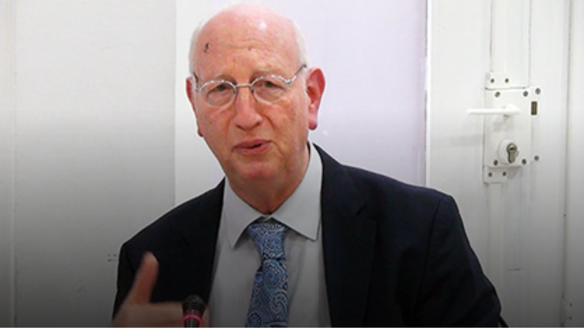 Professeur Michael Strauss