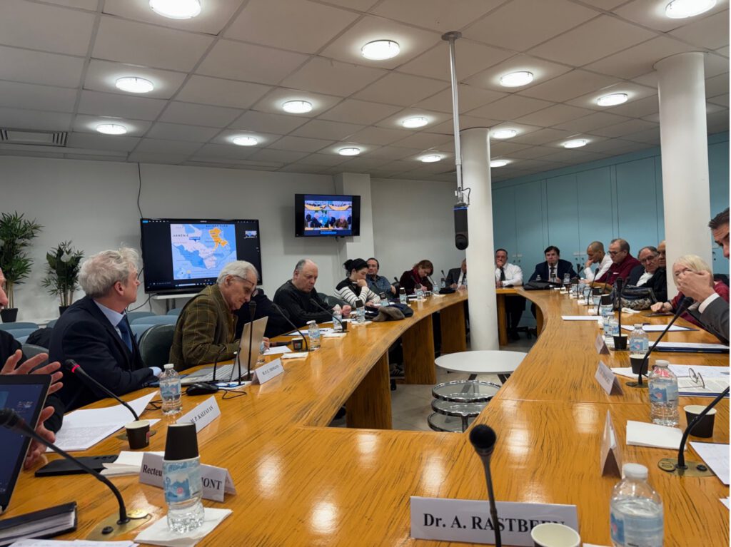 OÙ VA L’ARMÉNIE ?